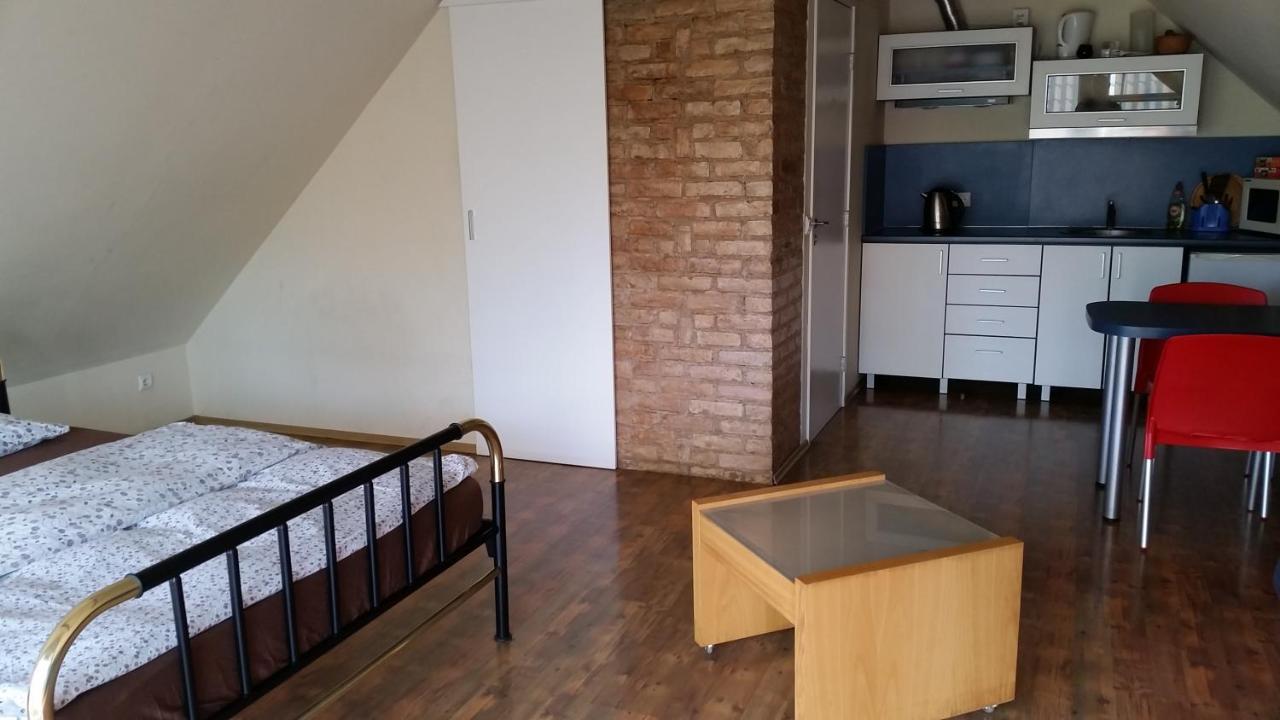 The Jolly Man 2 Apartment วิลนีอุส ภายนอก รูปภาพ